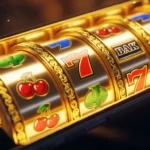 Мобильные слоты в темном премиальном стиле на смартфоне